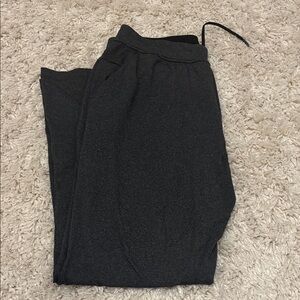 dark grey lululemon joggers